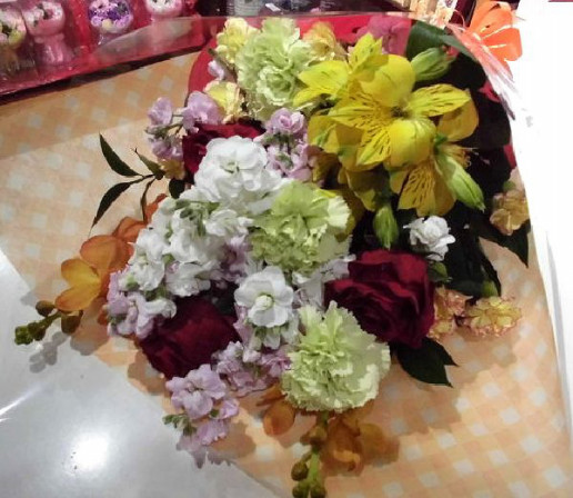 男性への退職祝いの花束 群馬県前橋市の花屋 Flowershopはなせんwebsite