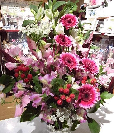 表彰式の演台の花 群馬県前橋市の花屋 Flowershopはなせんwebsite