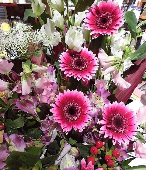 表彰式の演台の花 群馬県前橋市の花屋 Flowershopはなせんwebsite 表彰式の演台の花 群馬県前橋市の花屋 Flowershopはなせんwebsite