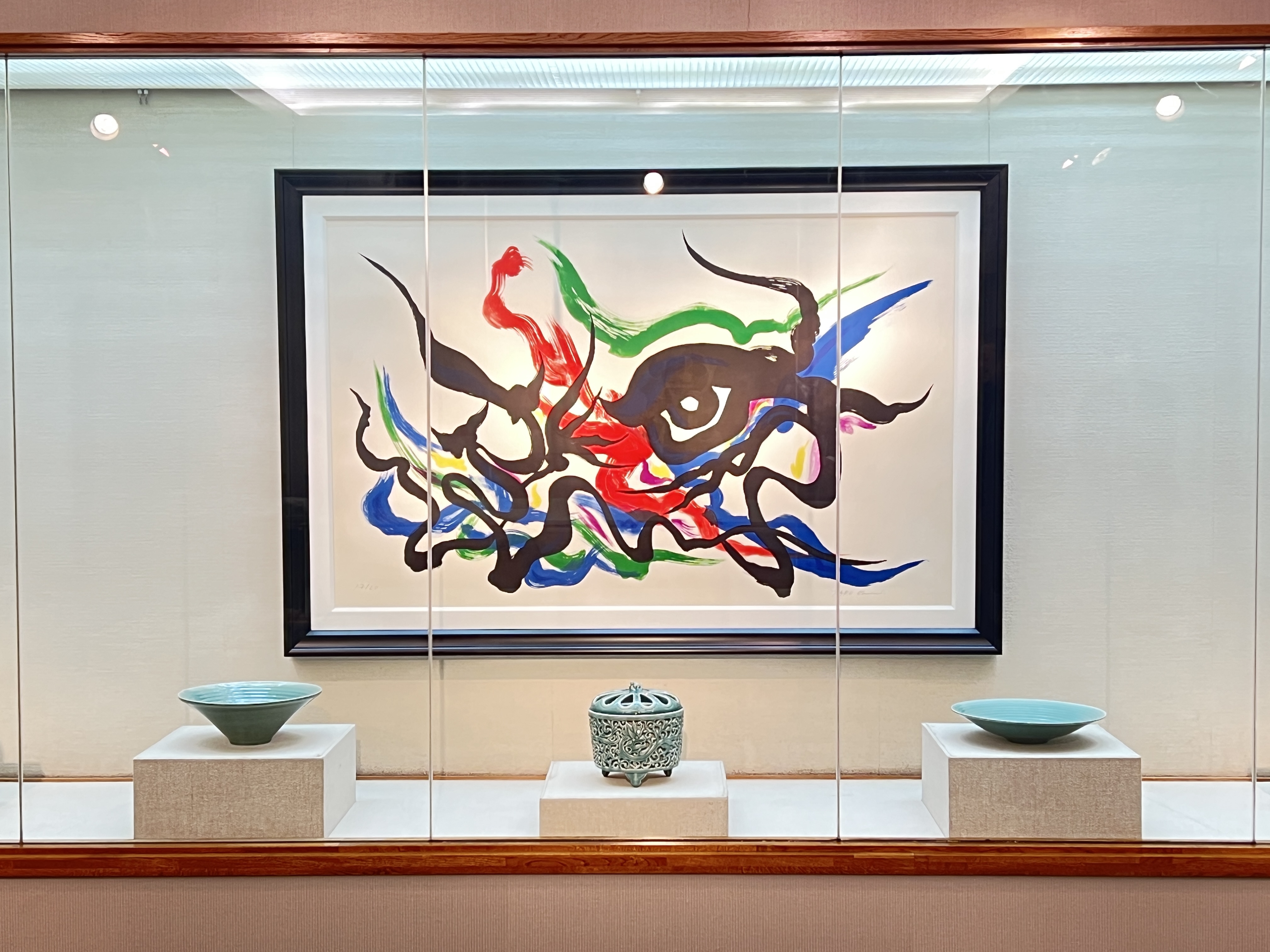 展示室に岡本太郎？！ | 三田陶芸の森。