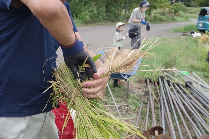 第4回〜農薬・除草剤不使用！田んぼの稲刈り・天日干し編〜終了