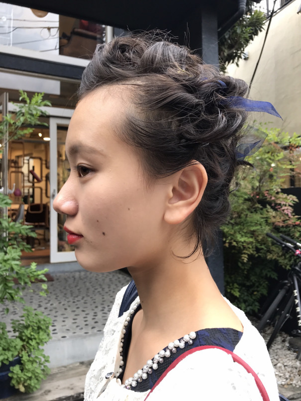 ショートヘアの簡単ヘアアレンジ 結婚式にも Hair Stylist Shigeno Yuho ショートヘアの簡単ヘアアレンジ 結婚式にも Hair Stylist Shigeno Yuho