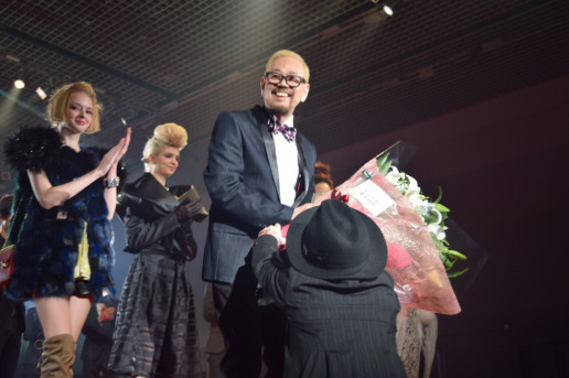高津理容美容専門学校のヘアショー Famille Hair