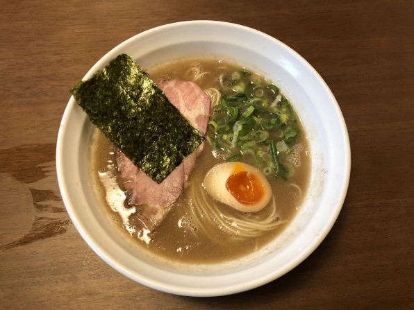 ラーメン かなで食堂 南福岡 濃厚とんこつラーメン 680円 福岡ラーメン通信