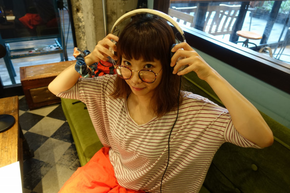 岸川まき Toitoitoi が高校生から使い続けるヘッドホン パナソニックrp Htx7 W Tokyo Headphone Magazine