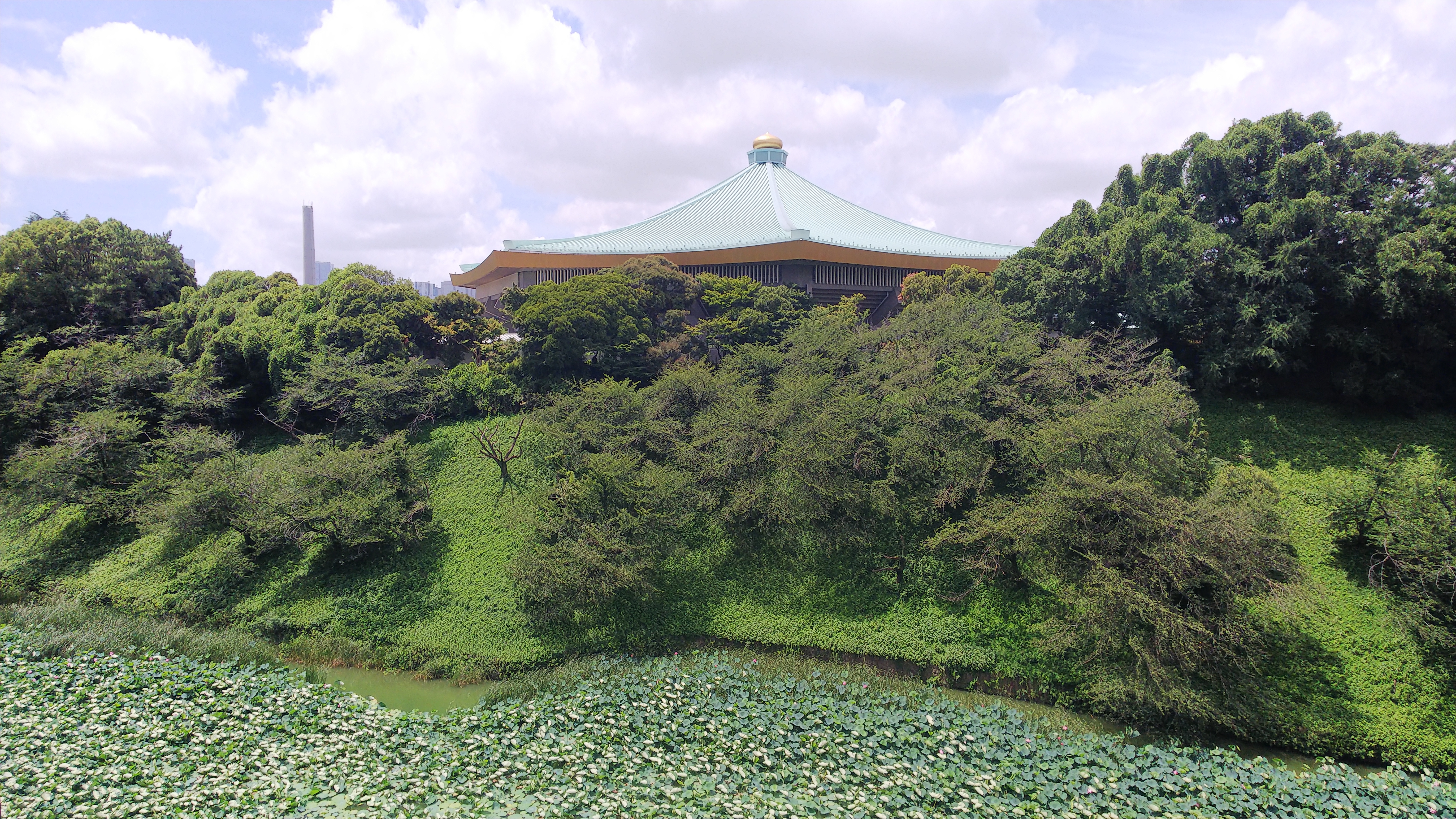 ガウディの椅子 | NIJIJUKU ～ 建築士とインテリアコーディネーター二