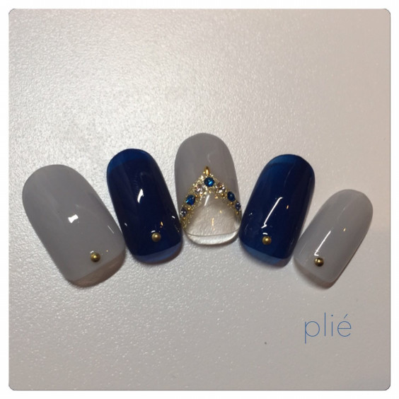 オリエンタルなネイビー グレーネイル Plie Nail