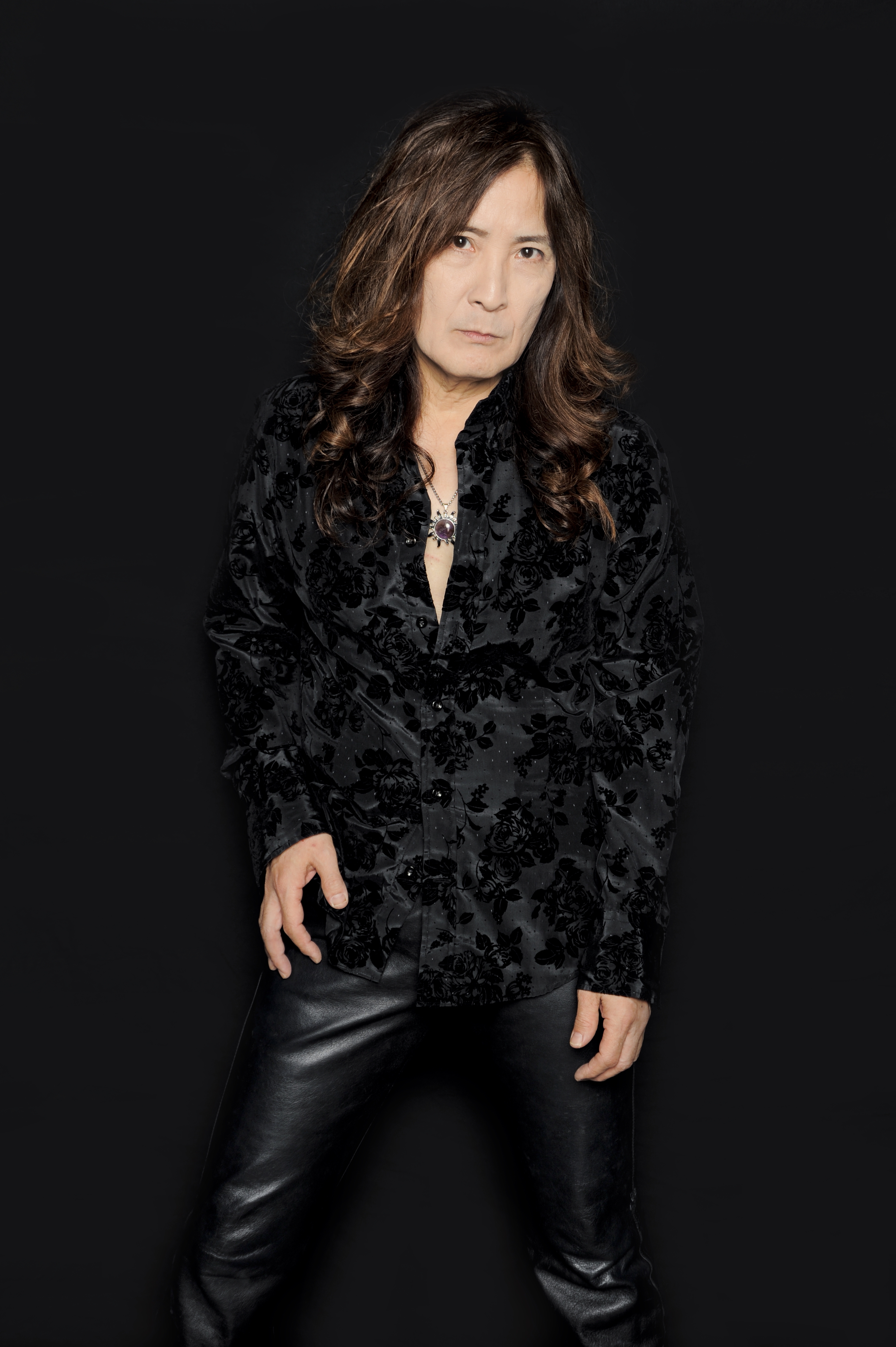 PROFILE / BIOGRAPHY | UNCHAINED_OFFICIAL