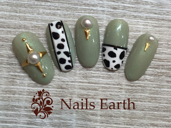 ダルメシアンネイルの新作チップ Nails Earth ネイルズ アース 恵比寿店