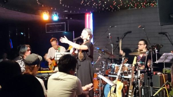 宮崎 都城 Jazz Bar Old Earth ｵｰﾙﾄﾞ ｱｰｽ 18 09番外編 堀内誠 棒切れもって40年 はえもんじゃ祭り 汝が欲するがままをなせ