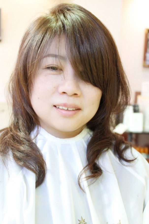 現代の髪型 エレガント前髪 ギザギザ 切り方 メンズ