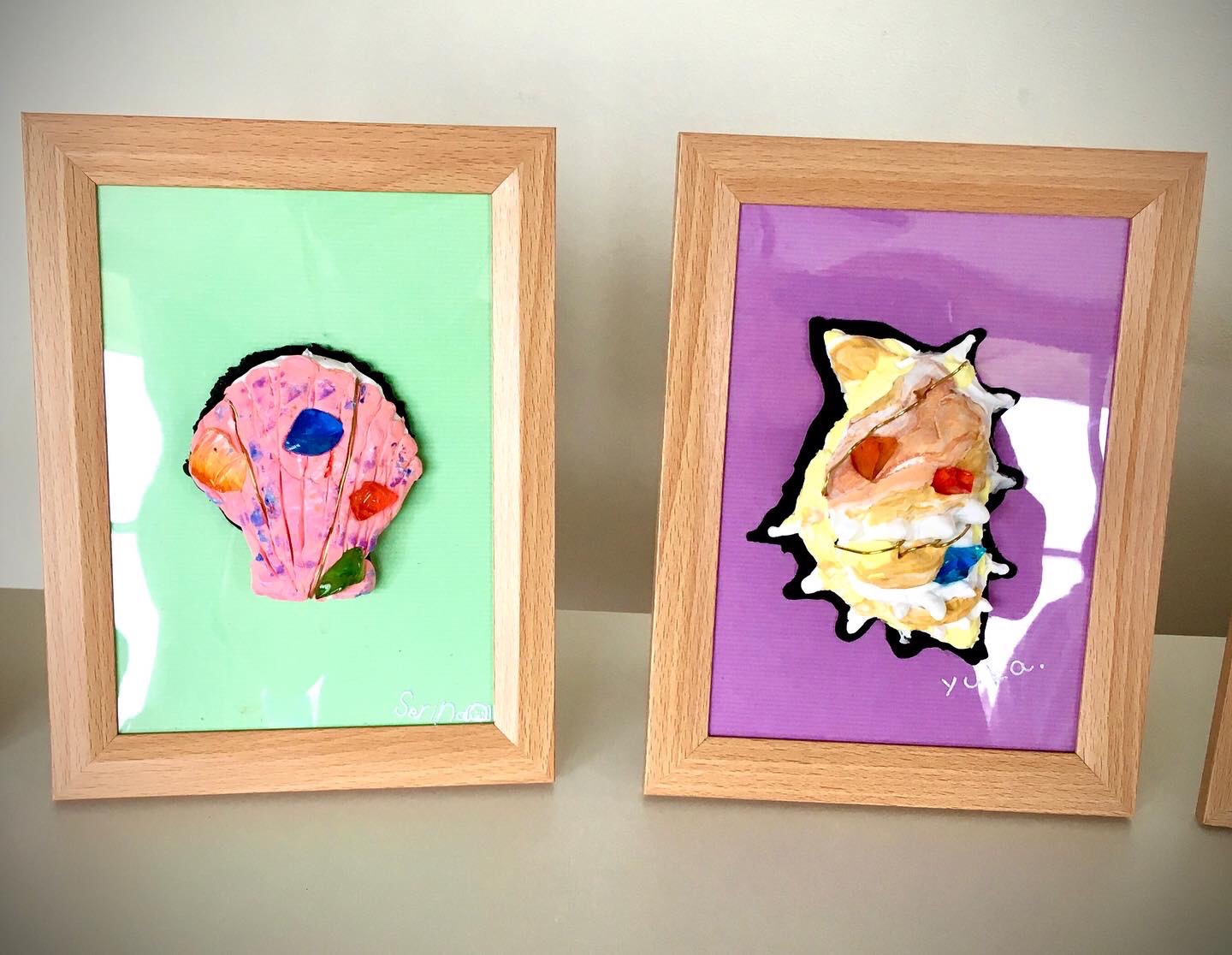 絵画　貝殻 元禄歌仙貝合わせ」シリーズより 葦貝（あしがい）の挿絵 岸辺の鶴