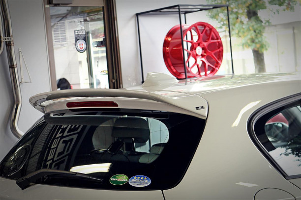 ｆ２０なお客様に ａｃシュニッツァールーフスポイラーお取り付け ｂｙ目黒店 アクセスエボリューション目黒店 Access Ev Meguro