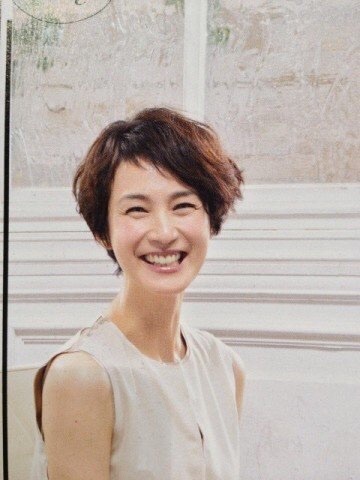 安田成美髪型は大人女性に人気がある 表参道青山外苑前美容室elena