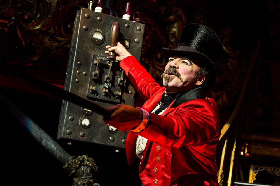 観劇レビュー 19 ムーラン ルージュ ザ ミュージカル ブロードウェイ版 Moulin Rouge The Musical Bw のレビューとあらすじ ron Tveit Japan Fan Site Unofficial 観劇レビュー 19 ムーラン ルージュ ザ ミュージカル ブロードウェイ版 Moulin Rouge The Musical Bw のレビューとあらすじ ron Tveit Japan Fan Site Unofficial