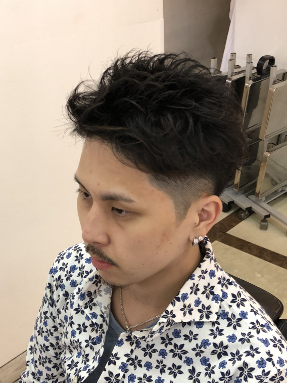 ツーブロックヘアにワイルドパーマ Clesc Ishikawa