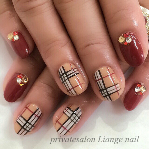 バーバリー風ネイル Privatesalon Liange Nail