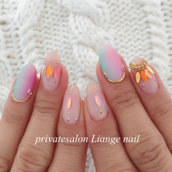 リーフホロ Privatesalon Liange Nail