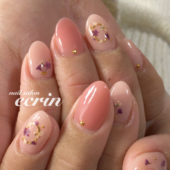 鳥取市 ネイルサロン エクラン ドライフラワー 鳥取市 ネイルサロン 爪に優しく大人可愛いデザインのエクラン
