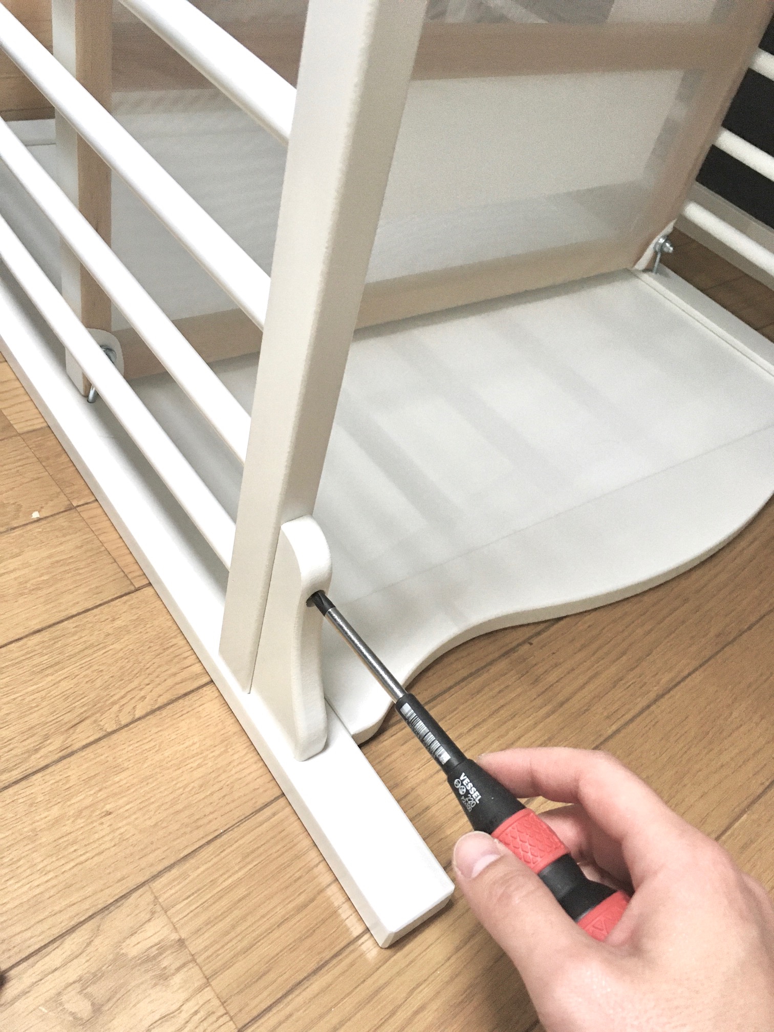 IKEA SOLGUL】イケアのベビーベッドをリフォーム会社の社長が組み立て