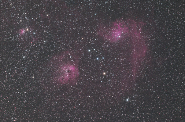 勾玉星雲 満天の星空