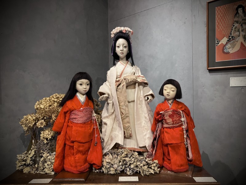 物語の痕跡 #225】尾花 智子 個展『 記憶の欠片 』 | gallery
