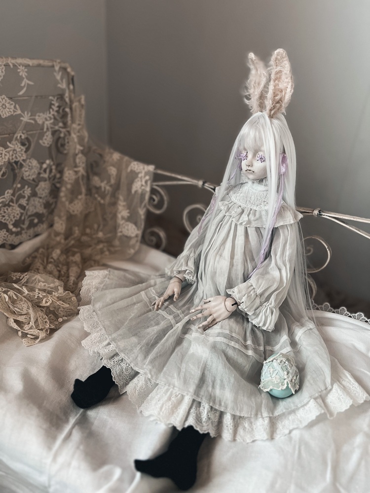 所属作家 #4 夏目 羽七海 / Hanami Natsume | gallery hydrangea
