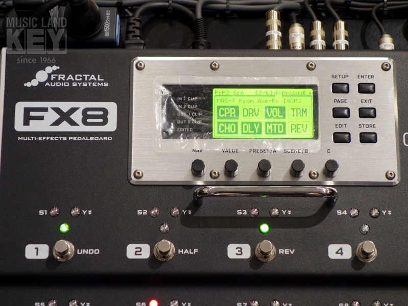 Fractal Audio FX8 ＋ケーブル、ケース
