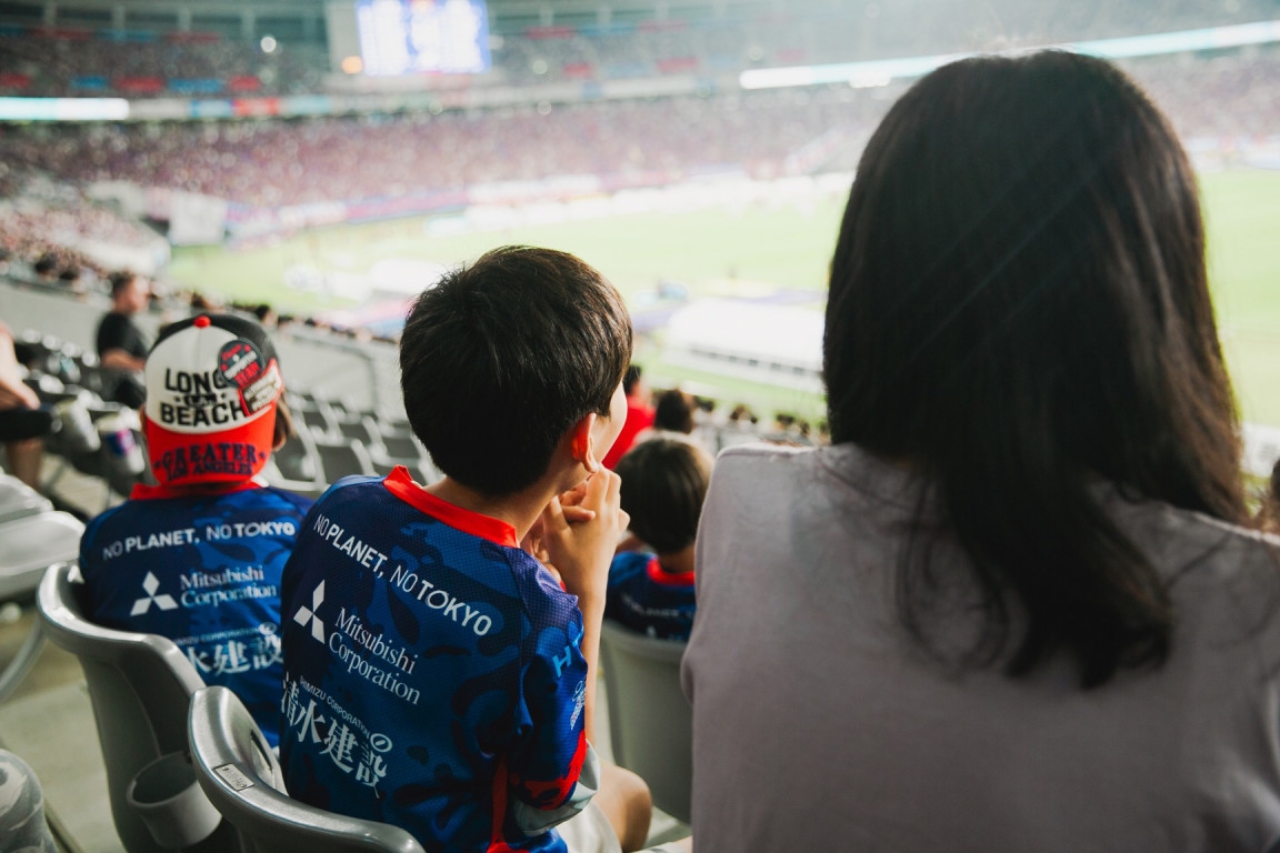 はじめてのJリーグ観戦！」今年もFC東京と協働し、試合観戦の機会が難しい子どもたちとご家族をJリーグ観戦に招待。 | love.fútbol Japan