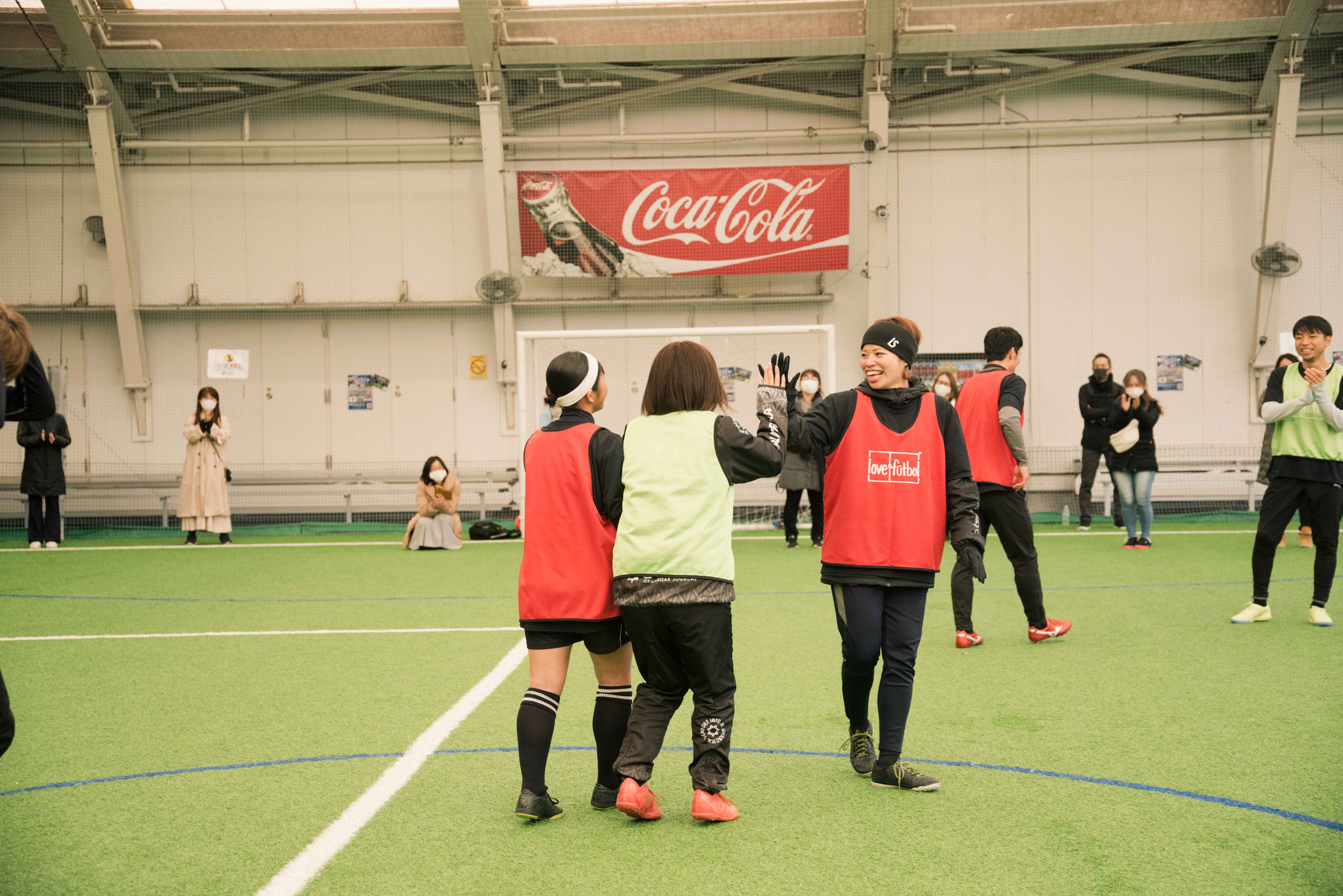 子どもサッカー新学期応援事業」を通じた女性サッカーの応援 | love