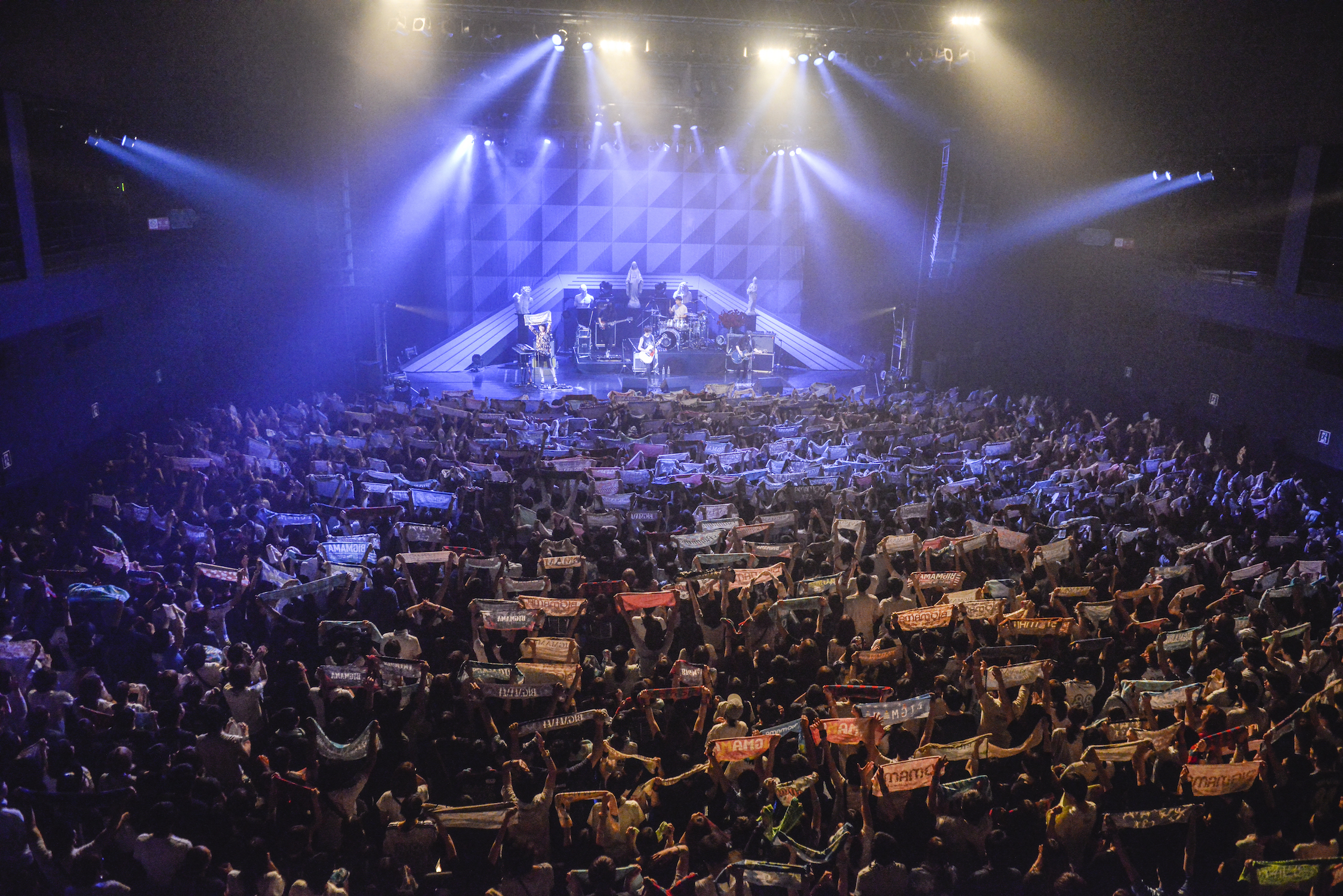 BIGMAMA 金井政人 ライブ時着用 Tシャツ BIGMAMA 金井政人 ライブ時着用 Tシャツ 金井政人・柿沼広也による