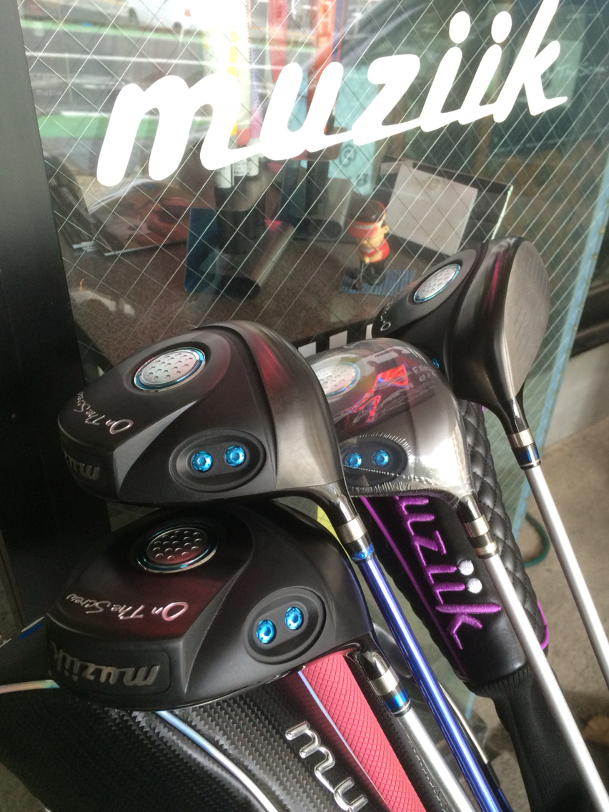 Muziik On The Screw DD FAIRWAY GANG GOLF STUDIO Muziik On The Screw DD FAIRWAY GANG GOLF STUDIO