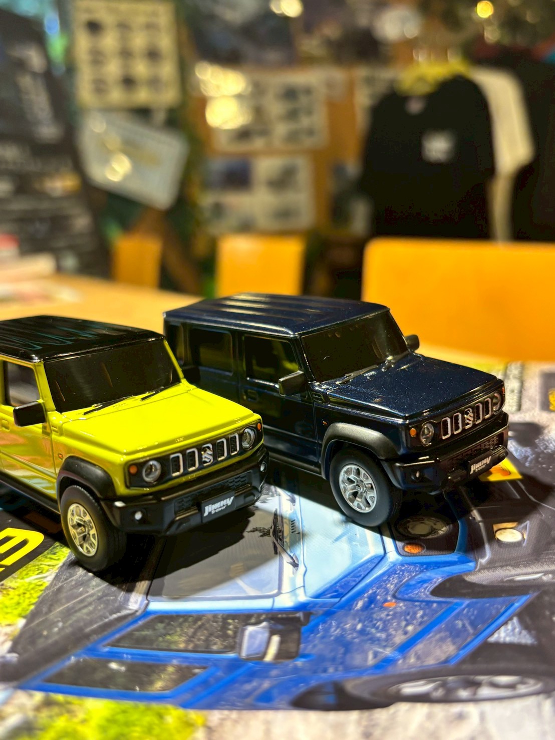 ジムニーノマド ミニカー プルバック 3カラーと キーホルダー 1セット 未使用 ジムニーノマド ミニカー プルバック 3カラーと キーホルダー 1セット