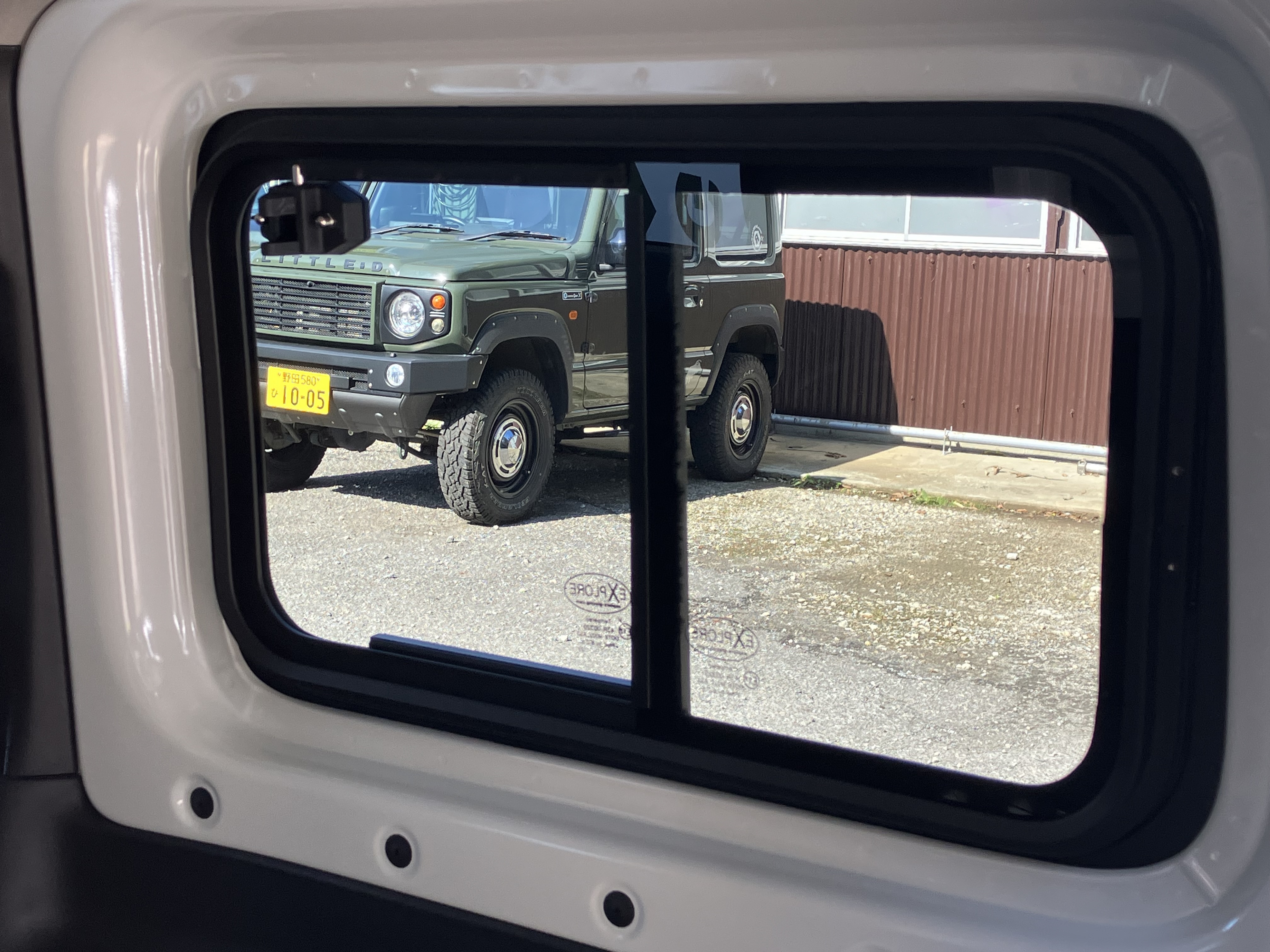 ジムニーja12　リアガラス　クォーターガラス 楽天市場】クォーター ガラス スライド 開閉 JB64 JB74 ジムニー専用