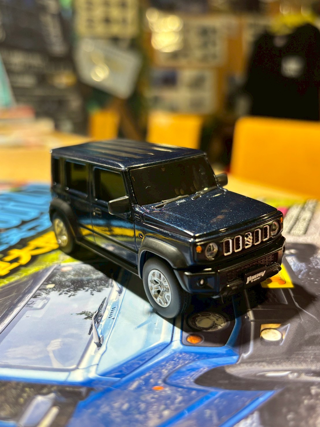 ジムニーノマド ミニカー プルバック 3カラーと キーホルダー 1セット 未使用 スズキ純正 「ジムニーノマド 5ドア JC74W プルバックミニカー」3色有