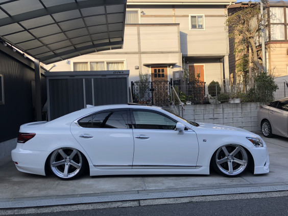 LS460にゼロシステム！！ | D