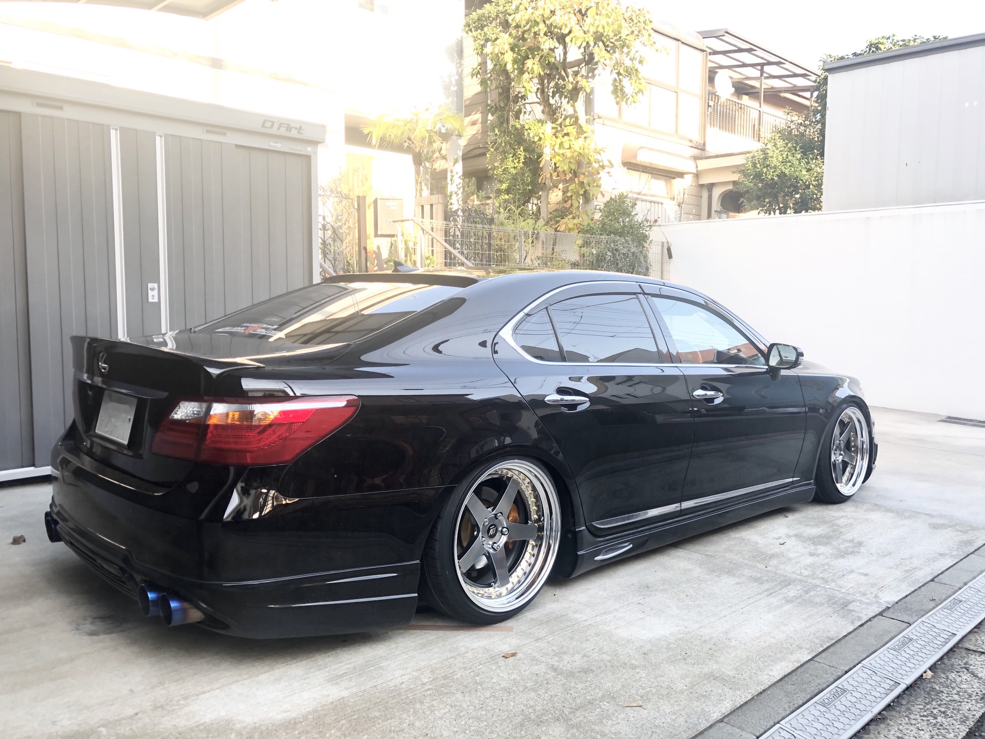 LS460×ジスタンスW5S 20インチ！！ | D'Art