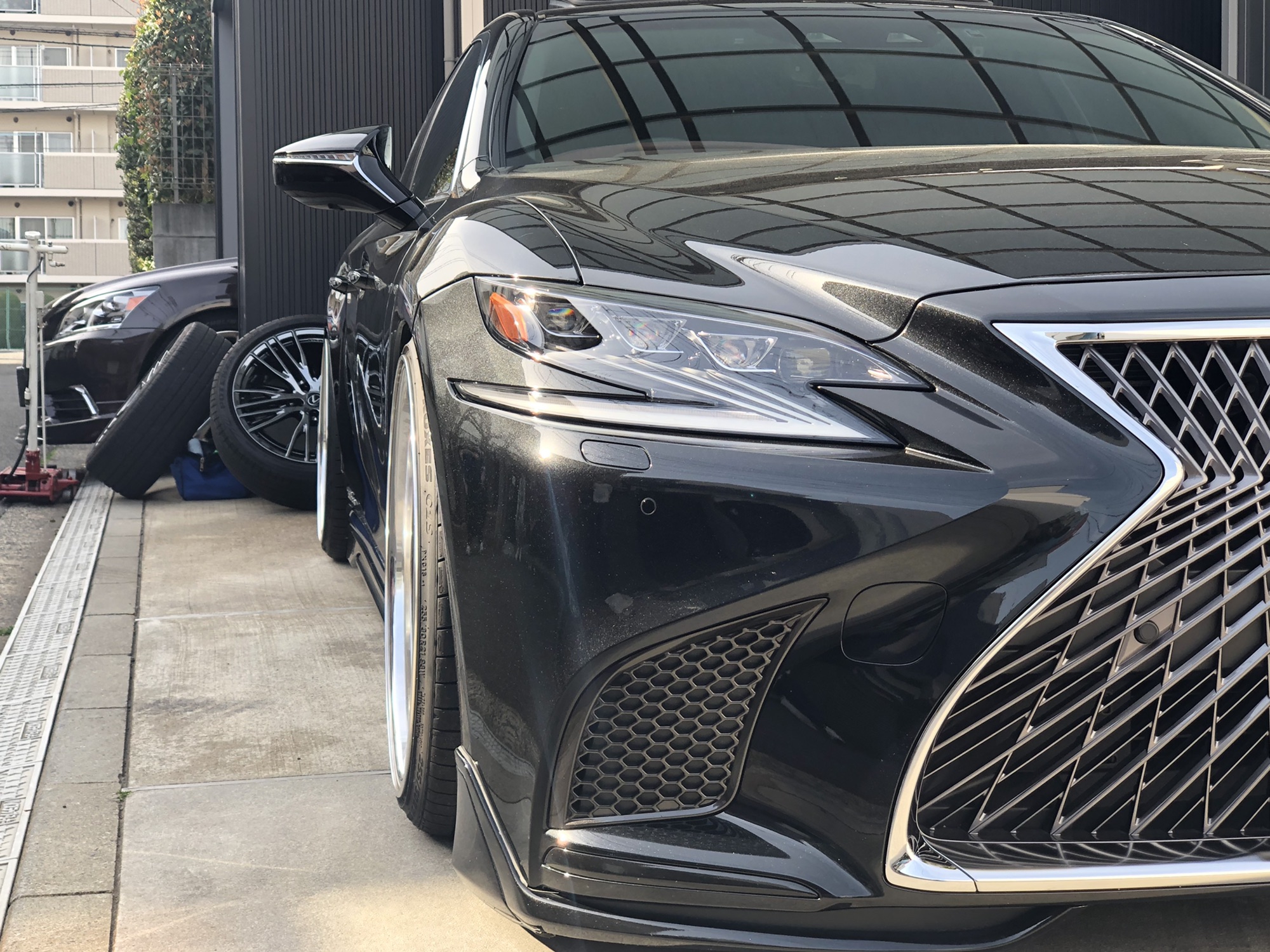LS500h×WORKジスタンスW5S鳳凰エディション21インチ！ | D'Art