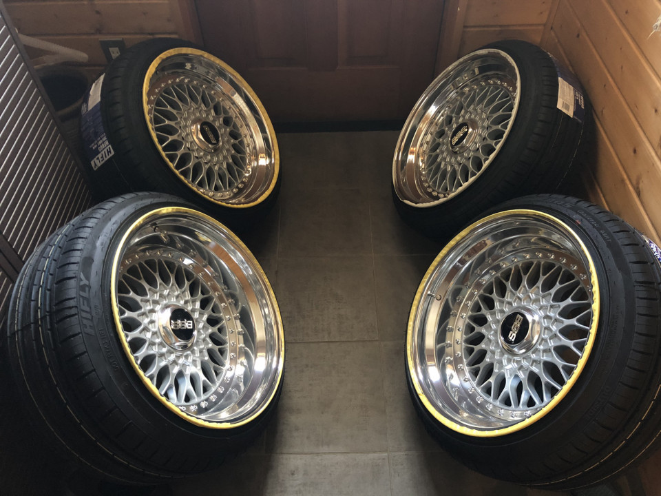 30プリウス×BBS RS 17インチ リバレル | D