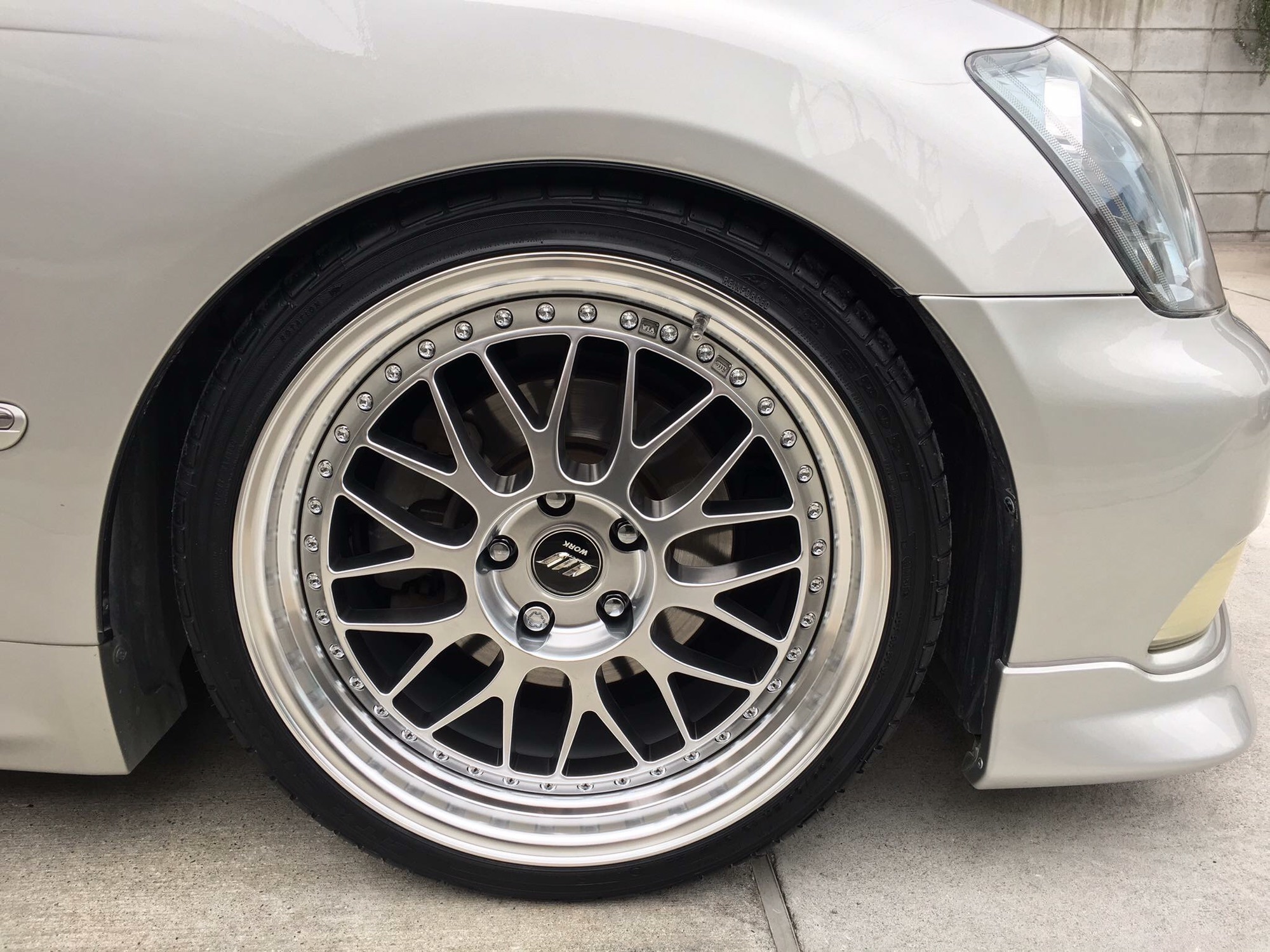ワーク ジスタンス　w10m 大和エディション　19インチ Yahoo!オークション - WORK ZISTANCE W10M YAMATO Limted