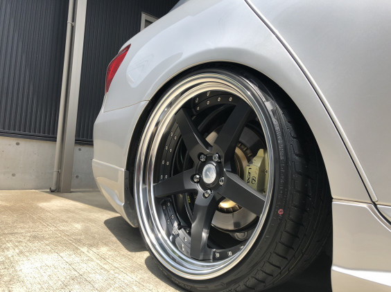 LS600hにWORKグノーシスGR203 21インチ！！ | D