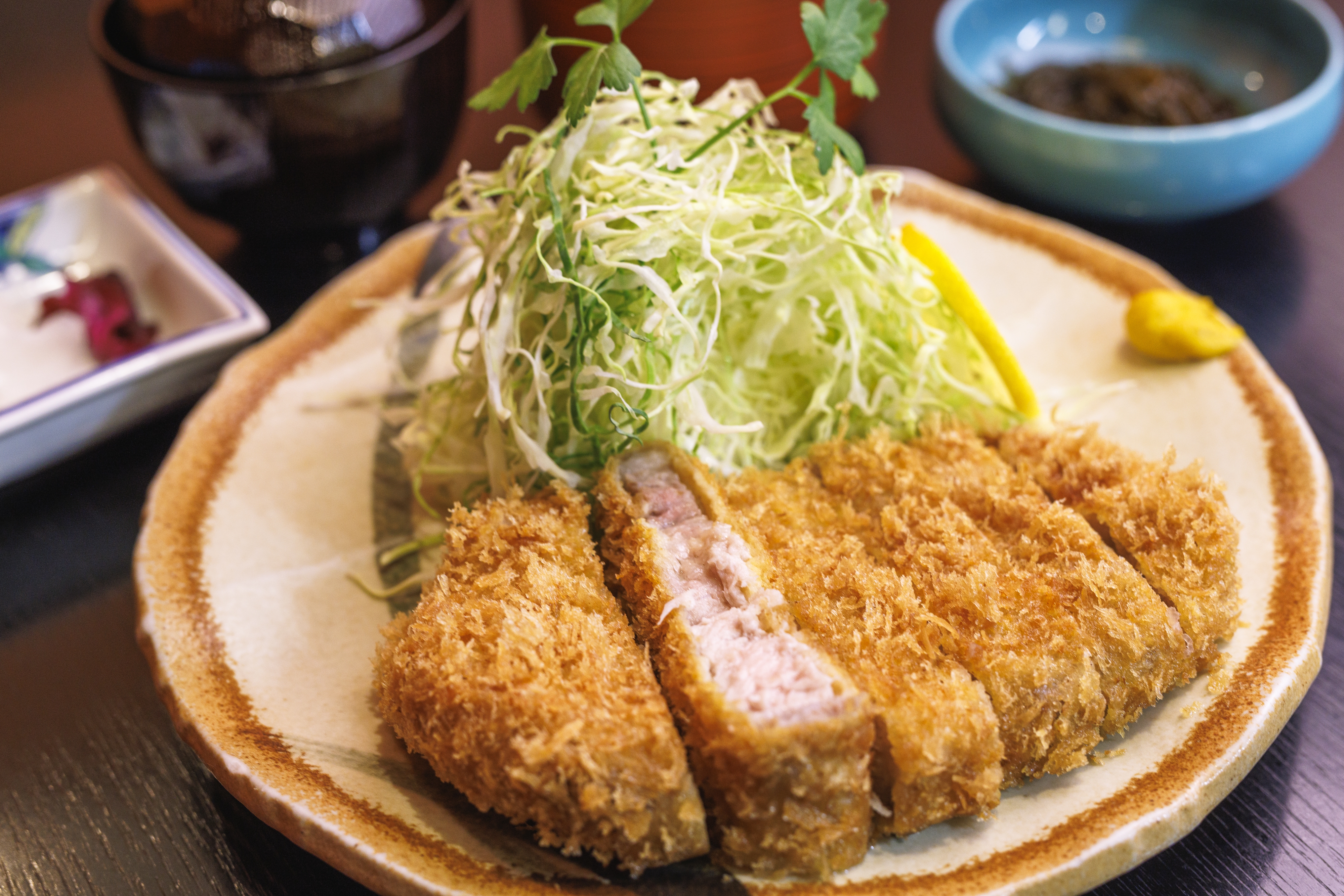 MENU | とんかつ三は東京神田のとんかつ専門店です