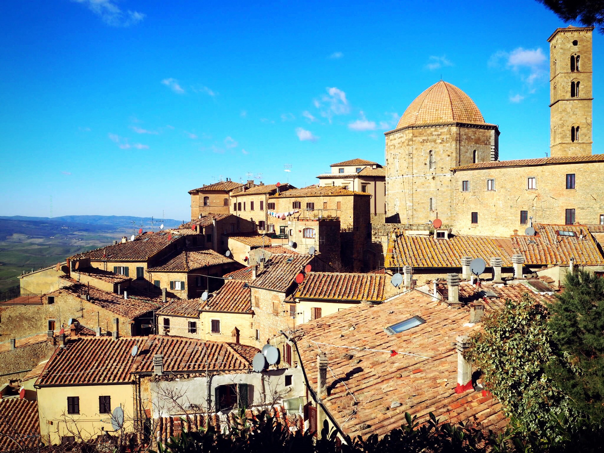 映画twilightゆかりの地 Volterra ヴォルテッラ Almost A Solo Traveler