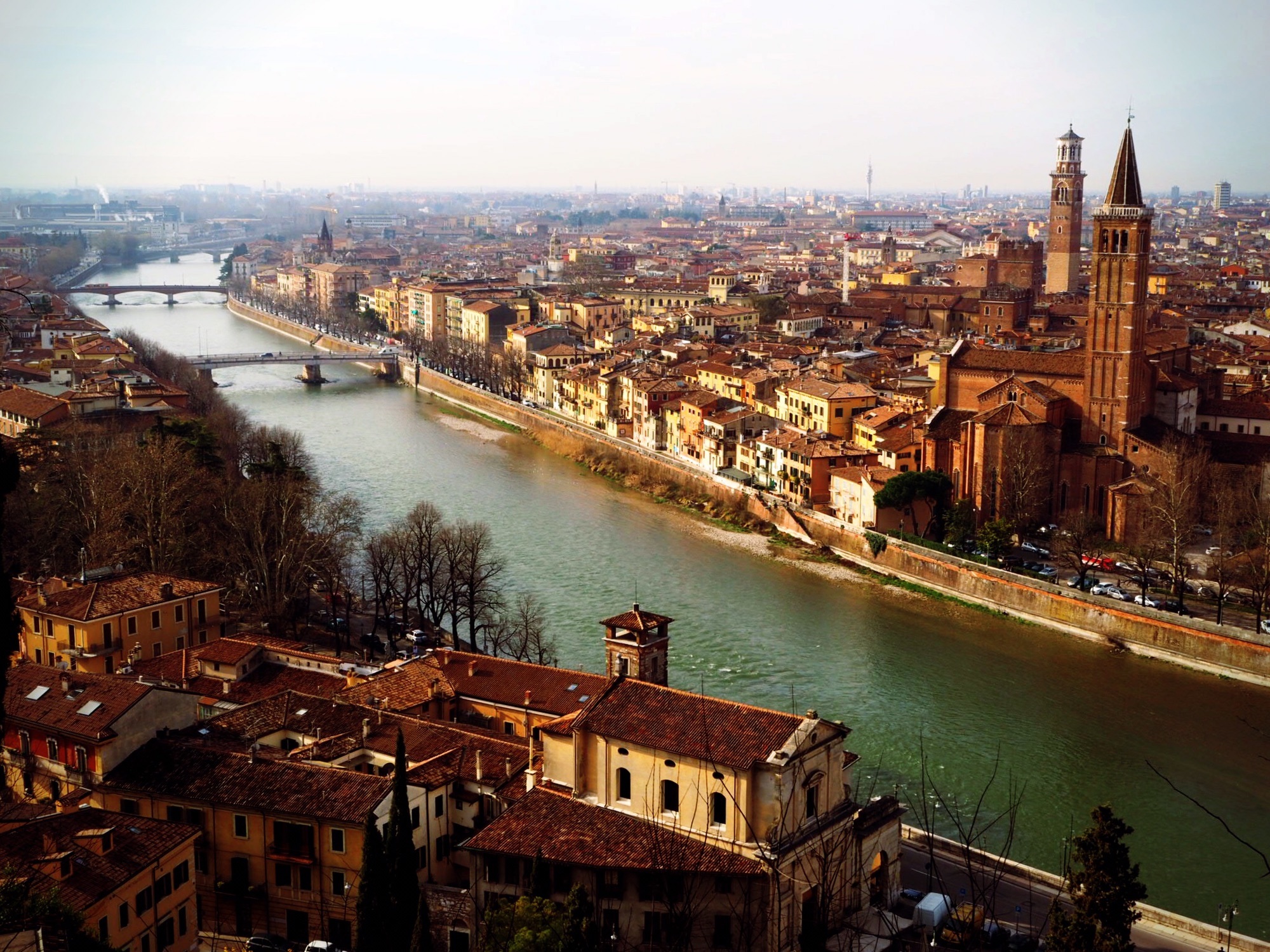 Verona(ヴェローナ)の写真スポットを探す | Almost a solo traveler