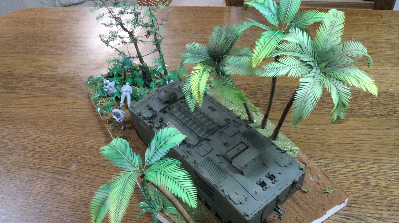 LVTP5A1水陸両用装甲兵員輸送車（AFVクラブ1/35）その4