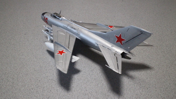 Mig-19 Tamiya 1/100 kit from the 60's. : r/modelmakers