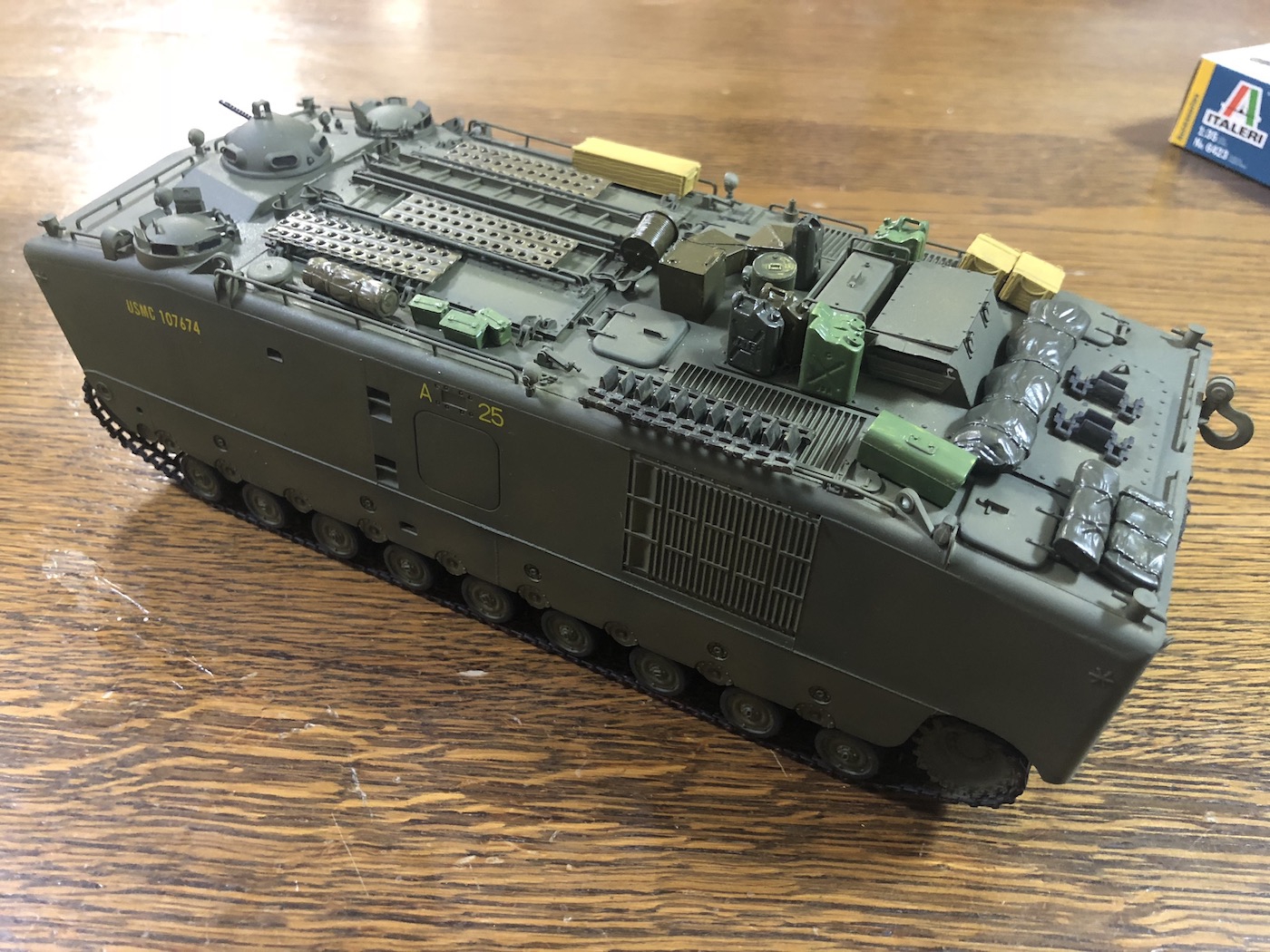 LVTP5A1水陸両用装甲兵員輸送車（AFVクラブ1/35）その７