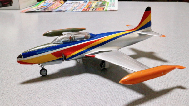 T 33a シューティングスター ハセガワ1 72 その３ プラモな気分２