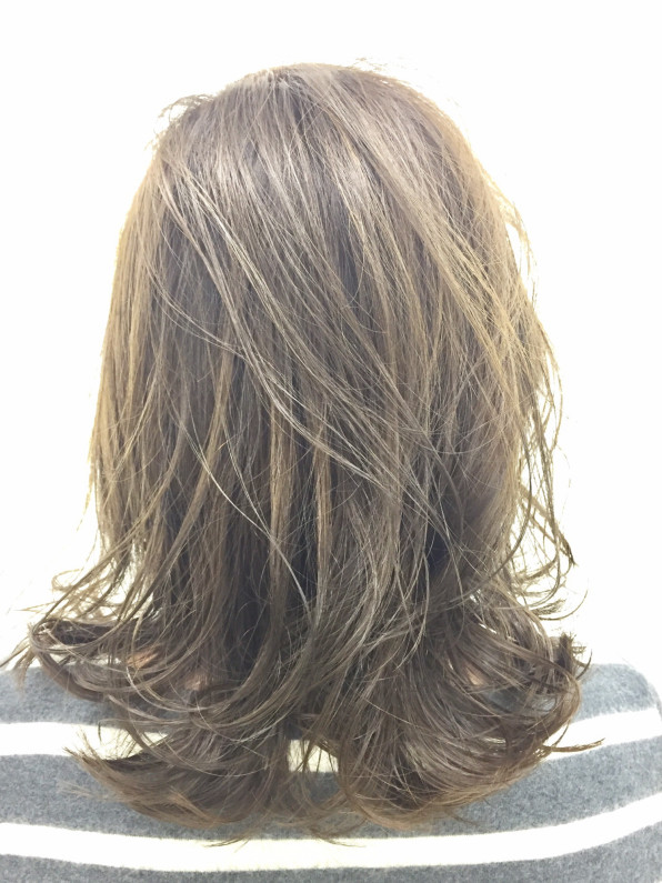 イルミナカラーグレージュ Laurea S Ownd イルミナカラーグレージュ Laurea S Ownd