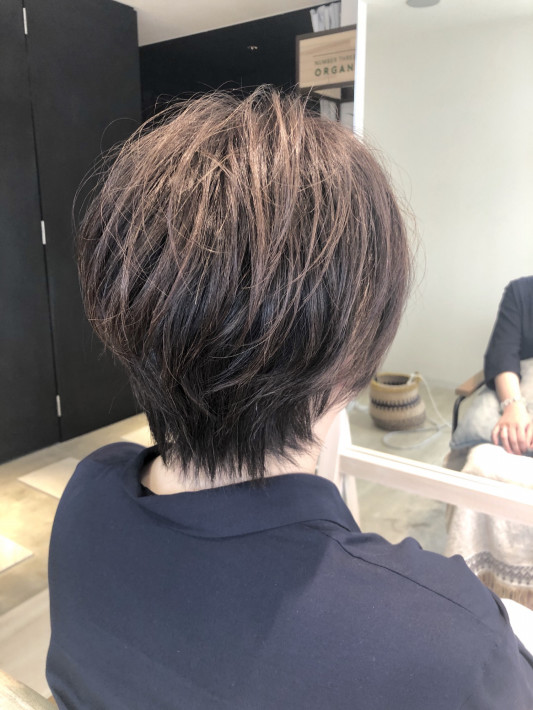 軽くて動きのあるショートレイヤー Watasi 軽くて動きのあるショートレイヤー Watasi